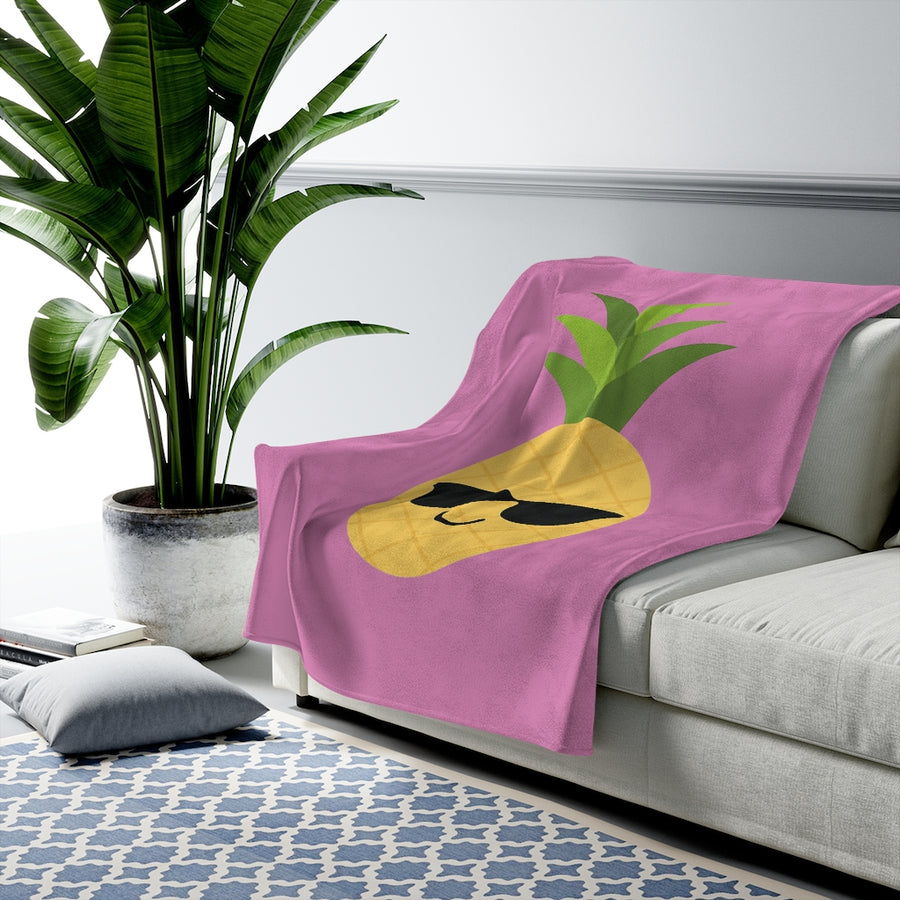 Happy Pineapple Plush Blanket (Bubblegum Pink) - Happy Pineapple Co.