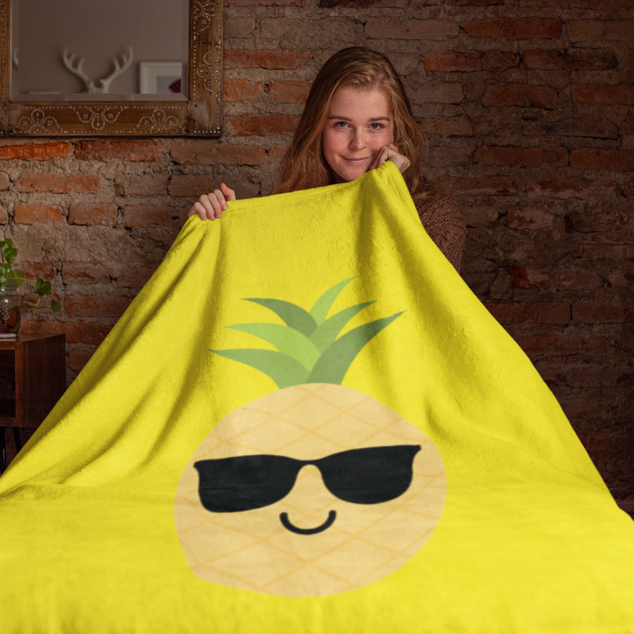 Happy Pineapple Plush Blanket (Sunshine Yellow) - Happy Pineapple Co.